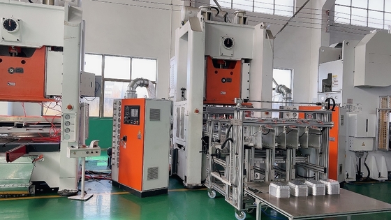 Mesin Pembuat Kotak Aluminium Foil 380V 50HZ Terkontrol Listrik