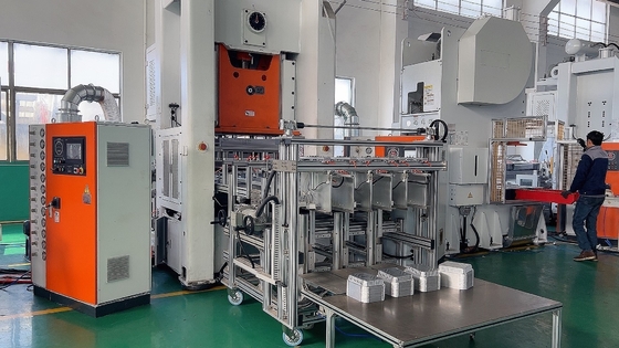 Beli 12000PCS/jam Pneumatic Aluminium Foil Food Container Making Machine H-Type PLC Control online manufacture