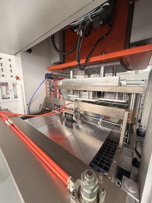 Beli Aluminium Foil Container Membuat Mesin Die Cut SGS Lids PET Film Lane online manufacture