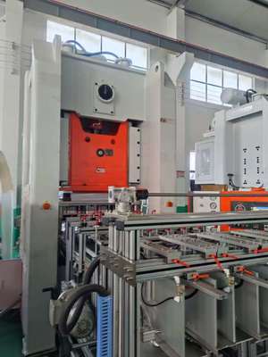 Beli Mesin Pukulan Wadah Makanan LK-T80 dengan Penggantian Cetakan Cepat Sakelar 15 Menit oleh Satu Operator online manufacture