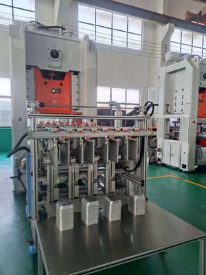 Beli LK-T80 Mesin Pukulan Wadah Makanan Hemat Energi Lithium Grease & Pelumasan Tertutup online manufacture