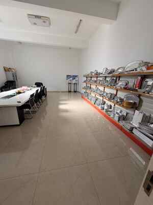 Beli Mesin Pembuat Wadah Aluminium Foil Daur Ulang Dinding Halus Persegi Panjang Untuk Memanggang online manufacture