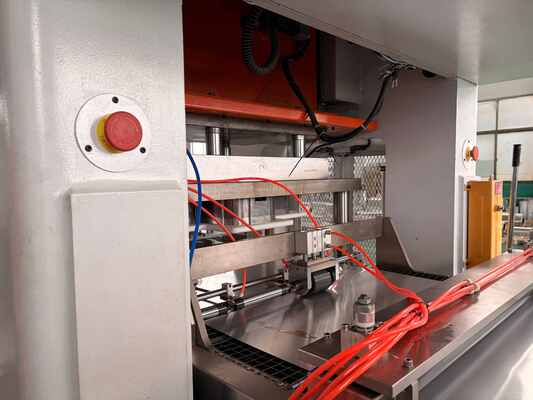 Beli Mesin LK-T80 Aluminium Foil Container Kekuatan tinggi 450ml sekali pakai Tahan suhu rendah online manufacture