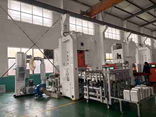Beli LK-T80 Aluminium Foil Making Machine Container Mengatasi Bahan Tipis dan Tepak pembuatan online