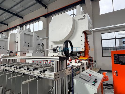 Beli C Frame Aluminium Foil Container Machine dengan Layanan Setup Luar Negeri dan 24/7 After-Sales Support pembuatan online