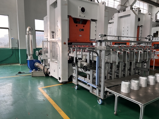 ISO 4 Kerongkongan Perak Alufoil Kontainer Membuat Mesin