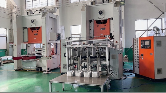 LK-T80 Makanan Container Aluminium Foil Mesin Punching Siemens Motor Membuat Line