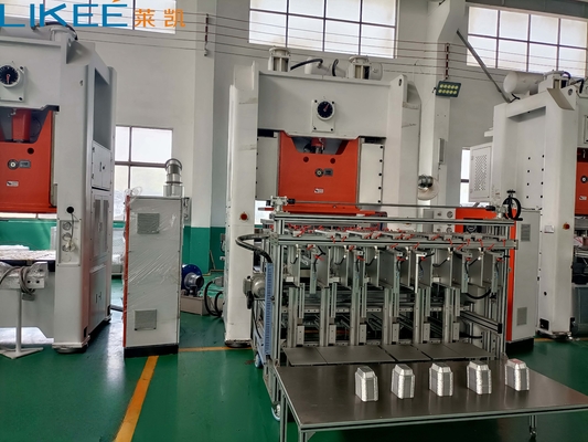 130Ton 5~6 Cara Mesin Pembuatan Kontainer Foil Aluminium sepenuhnya otomatis
