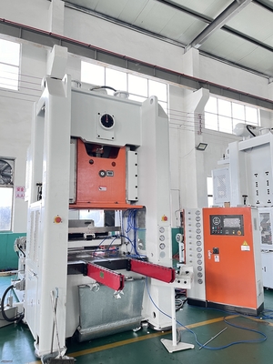 Siemens Motor H-type disposable tableware making machine untuk produksi yang berkelanjutan dan nyaman
