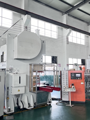 LK-T63 Mesin Pembuat Wadah Aluminium Foil dengan Kontrol Motor Siemens Tipe C
