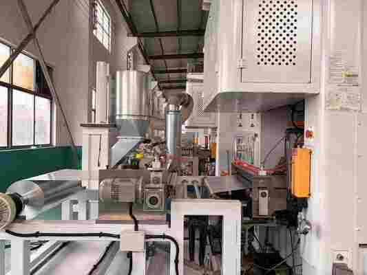 LK-T80 Aluminium Foil Container Mesin Barbecue Disposable Pan Full Size Pan Clean Surface Nontoxic