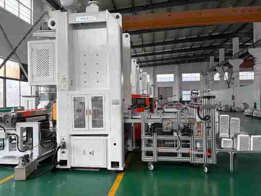 LK-T80 Wadah Makanan Aluminium Foil Kerut 750ml Mesin Pembuat Tanpa Pudar Warna