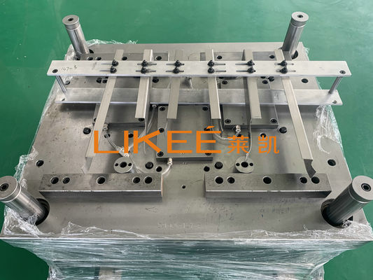 Cetakan Kontainer Aluminium Foil H22 Multi Rongga Baja SKD 11